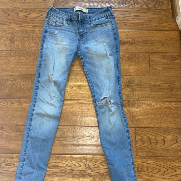 Hollister skinny Jeans - Picture 1 of 3